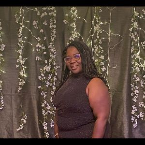 Meet your Posher, Sandra